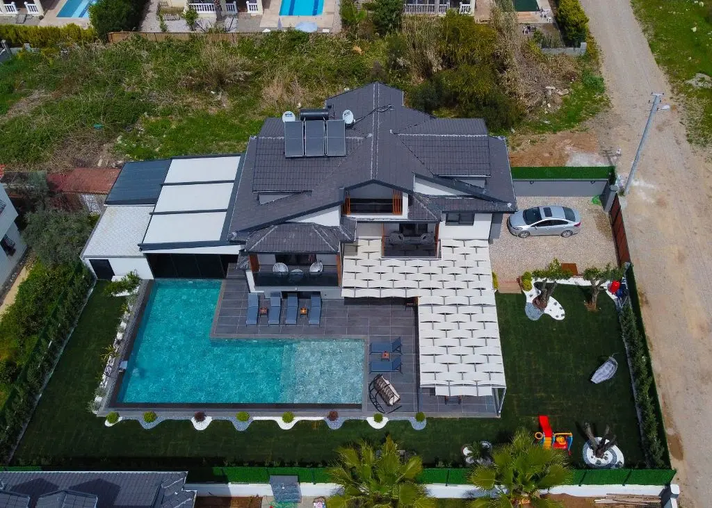 Property in Calis